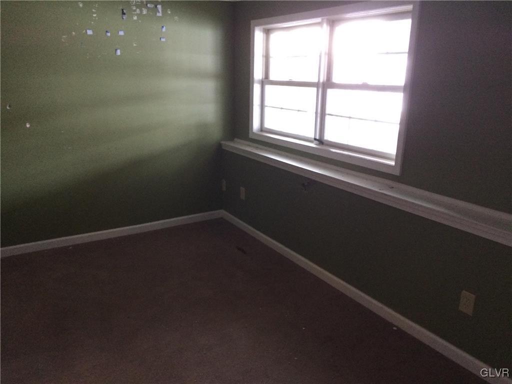 80 Mansfeld Road Hellertown, PA 18055 - Photo 15 of 18 Extra Room