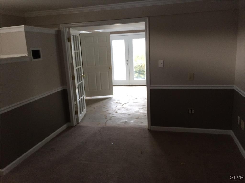80 Mansfeld Road Hellertown, PA 18055 - Photo 17 of 18 Outside entrance