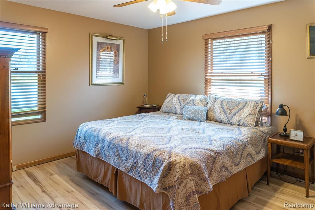 4349 North Henderson Road Davison, MI 48423 - Photo 5 of 53