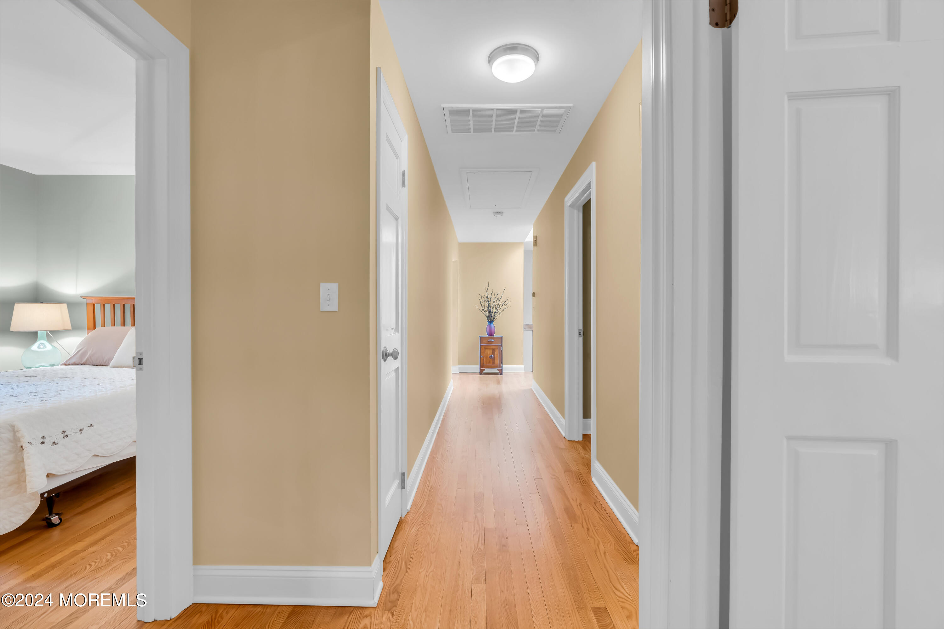 288 Ocean Boulevard Atlantic Highlands, NJ 07716 - Photo 18 of 55 Hallway
