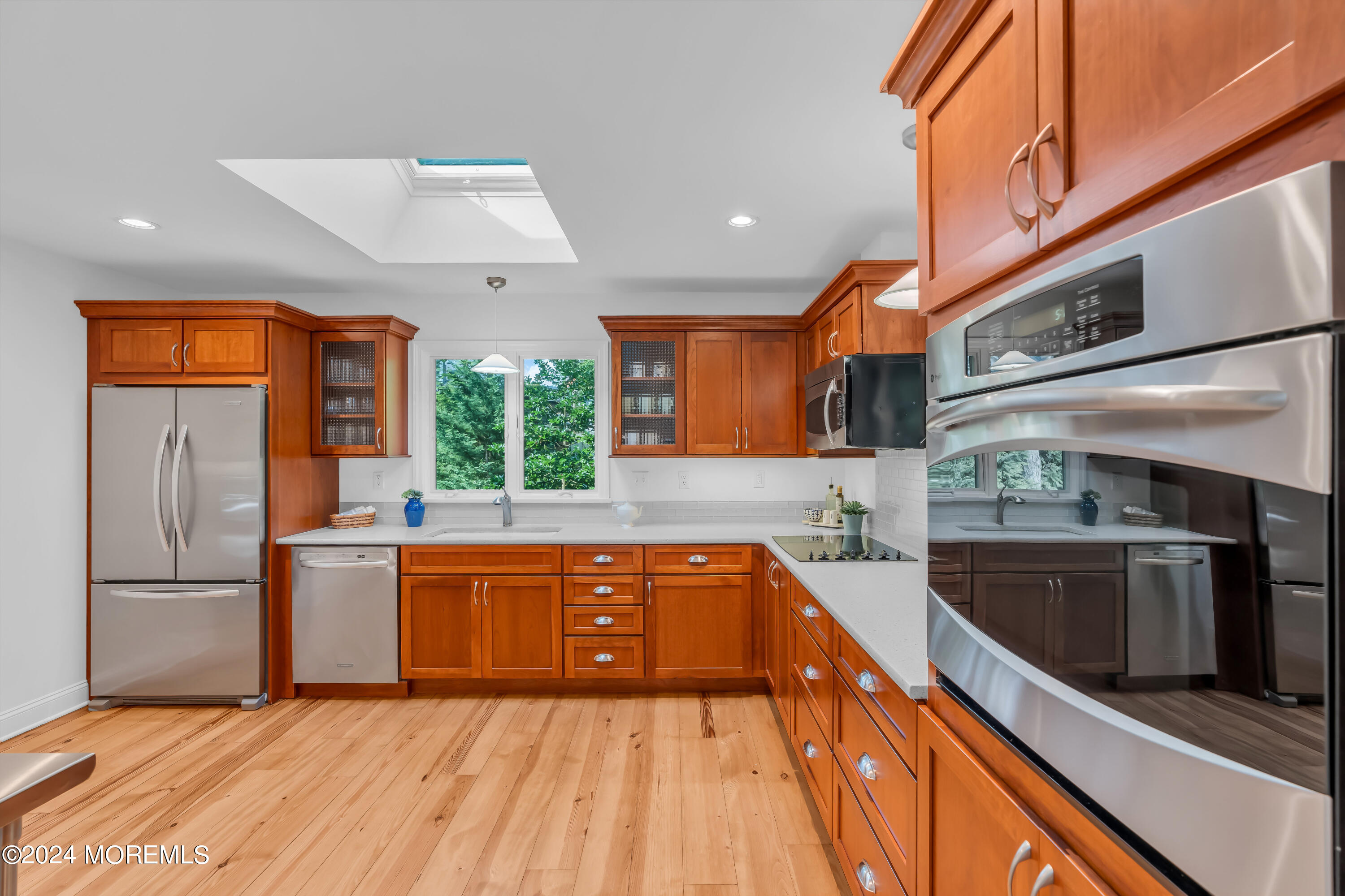 288 Ocean Boulevard Atlantic Highlands, NJ 07716 - Photo 4 of 55 Updated Kitchen