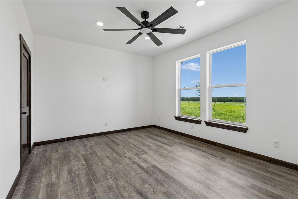 835 Clb Lk Road Whitesboro, TX 76273 - Photo 16 of 24
