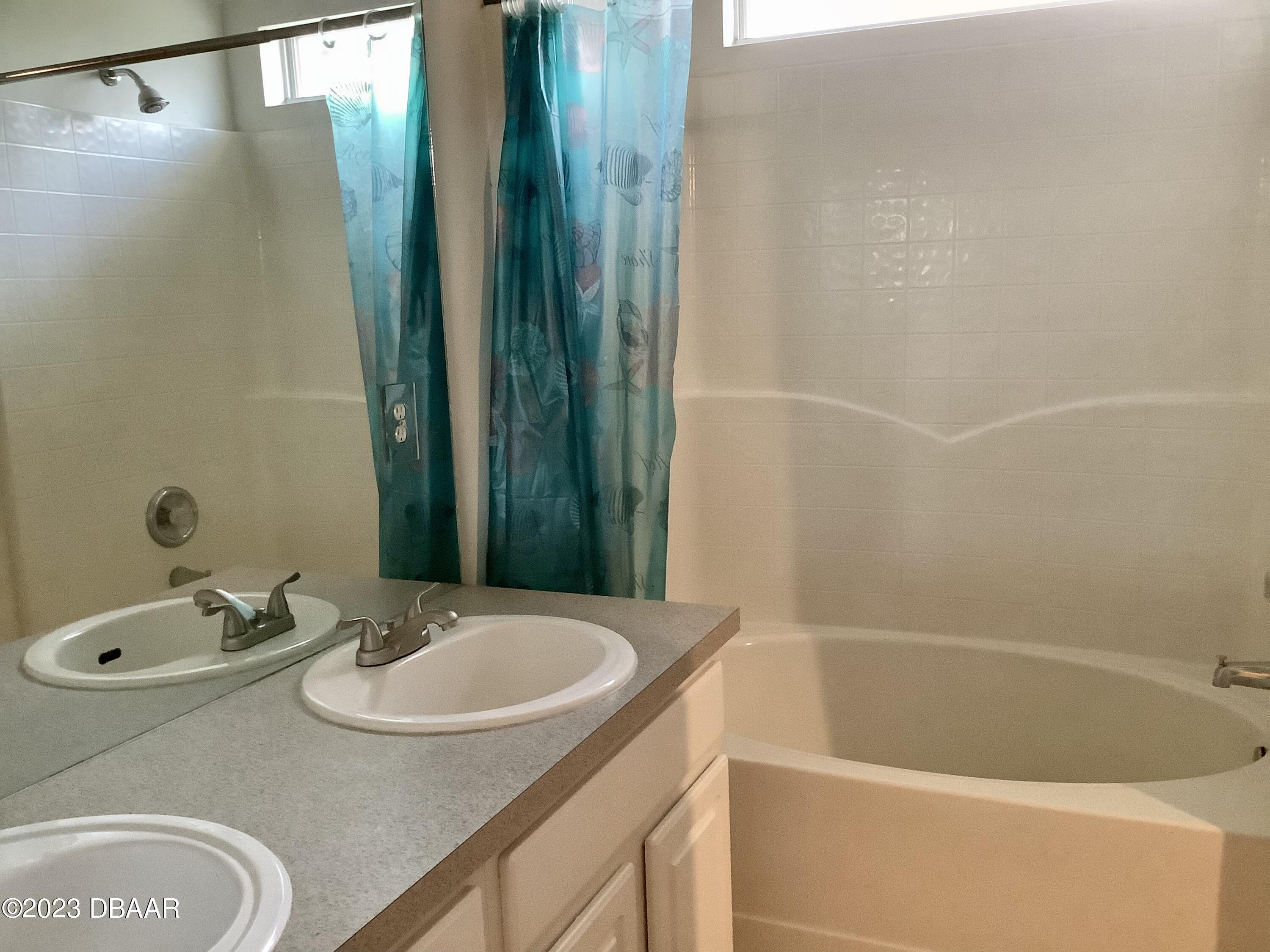 7990 Baymeadows Road, Unit E #2202 Jacksonville, FL 32256 - Photo 14 of 32 5CA0A711-F158-44D0-AEE0-F80151E9A76C