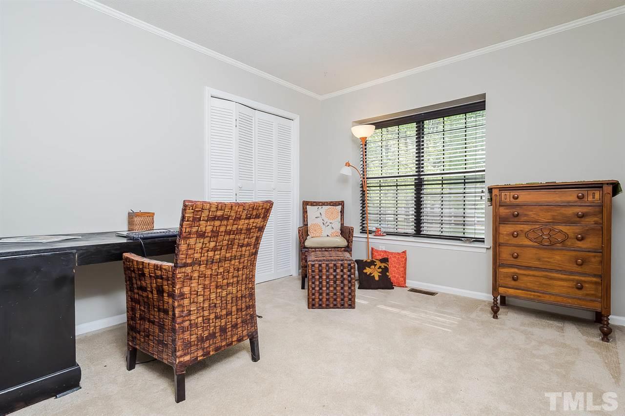 5517 Old Towne Road Raleigh, NC 27612 - Photo 18 of 25