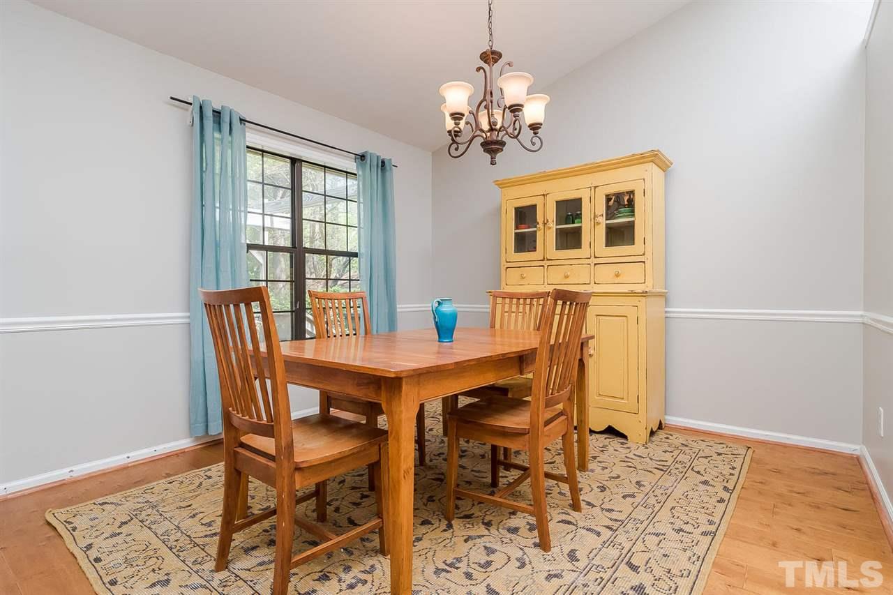 5517 Old Towne Road Raleigh, NC 27612 - Photo 6 of 25