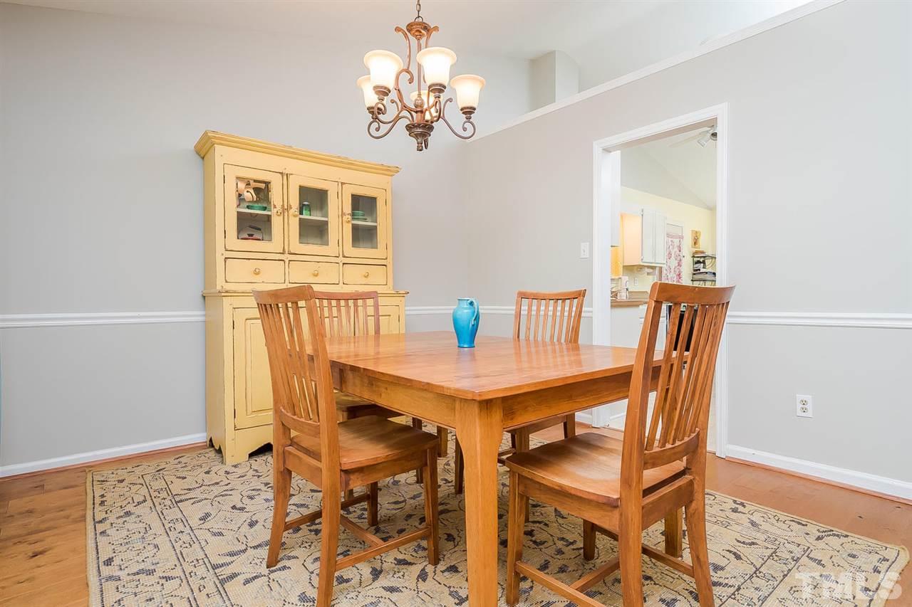 5517 Old Towne Road Raleigh, NC 27612 - Photo 7 of 25