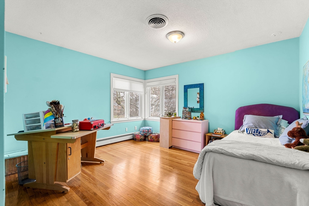 58 Leicester Road Marblehead, MA 01945 - Photo 24 of 42