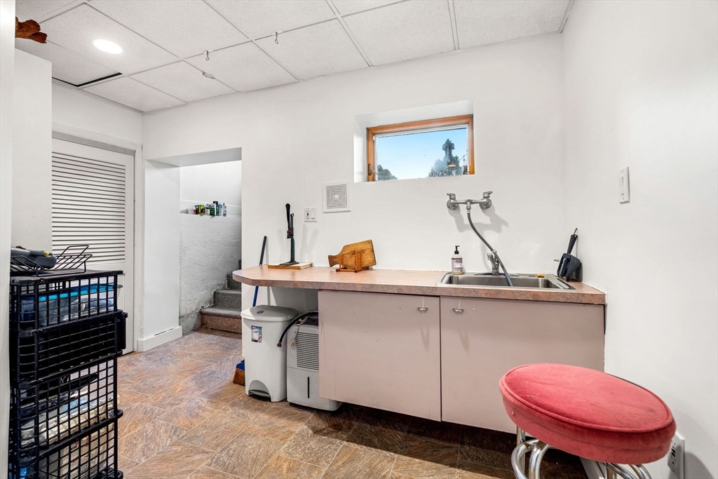 58 Leicester Road Marblehead, MA 01945 - Photo 35 of 42