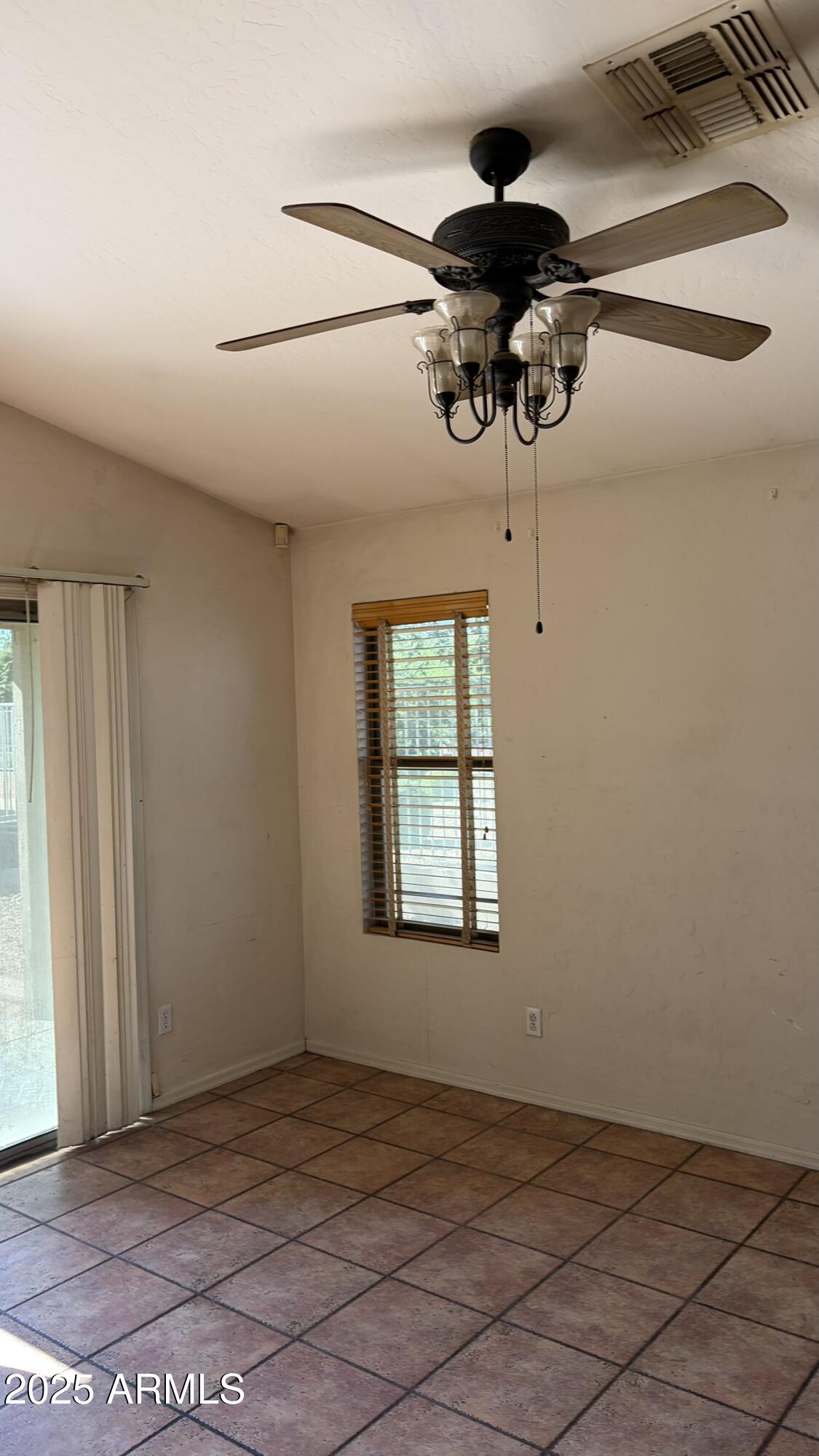 6419 West Watkins Street Phoenix, AZ 85043 - Photo 21 of 59 IMG_1005