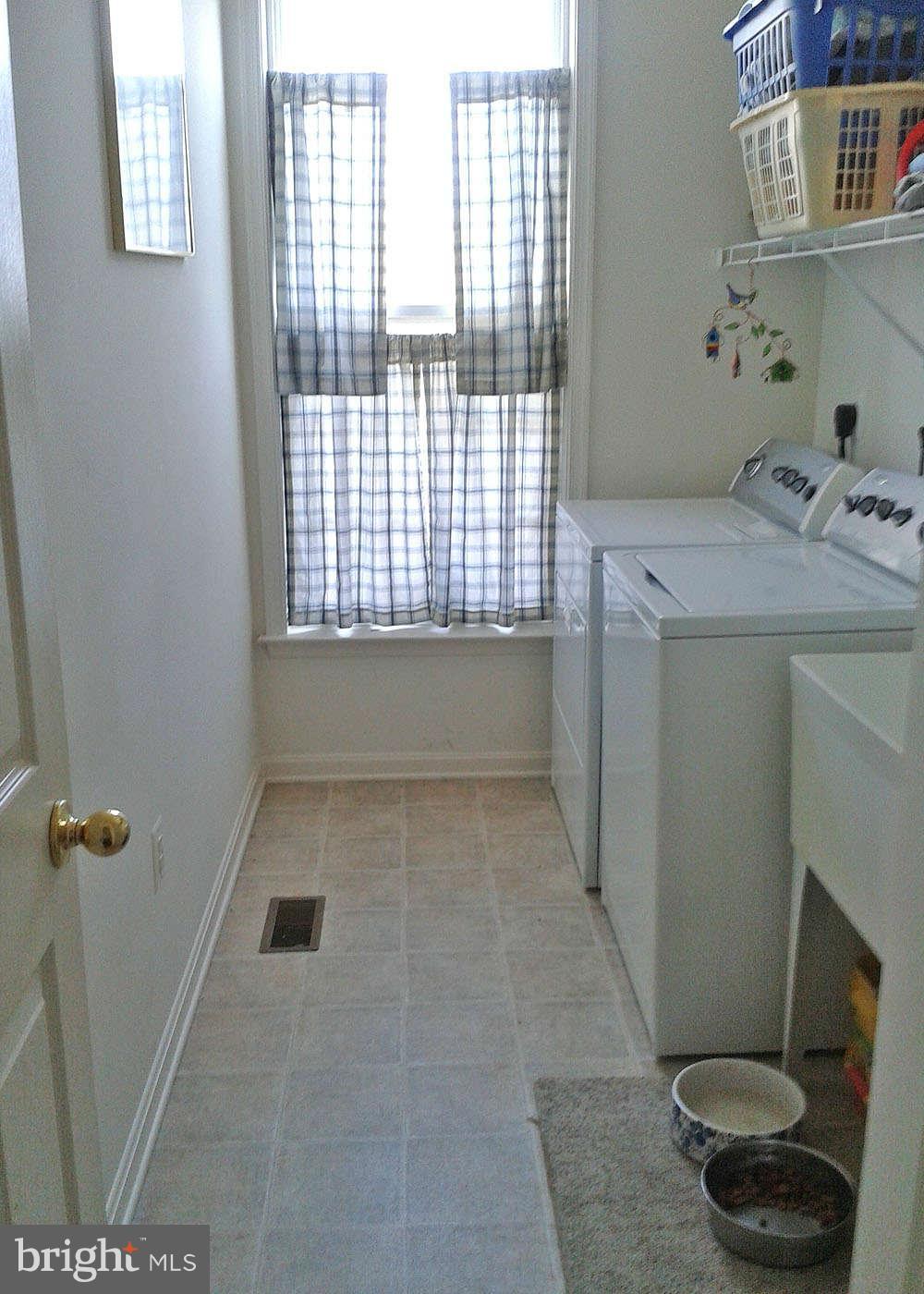 3807 Misty Hollow Point of Rocks, MD 21777 - Photo 13 of 24 Interior (General)