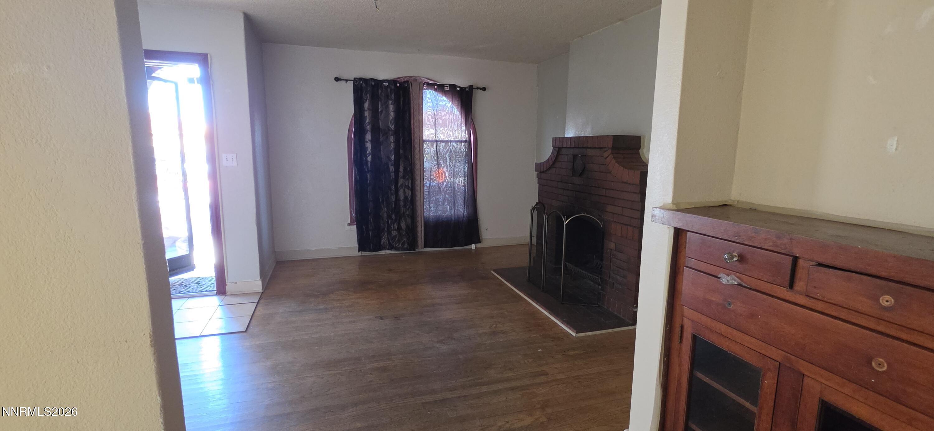 447 Vine Street Reno, NV 89503 - Photo 5 of 13 25080