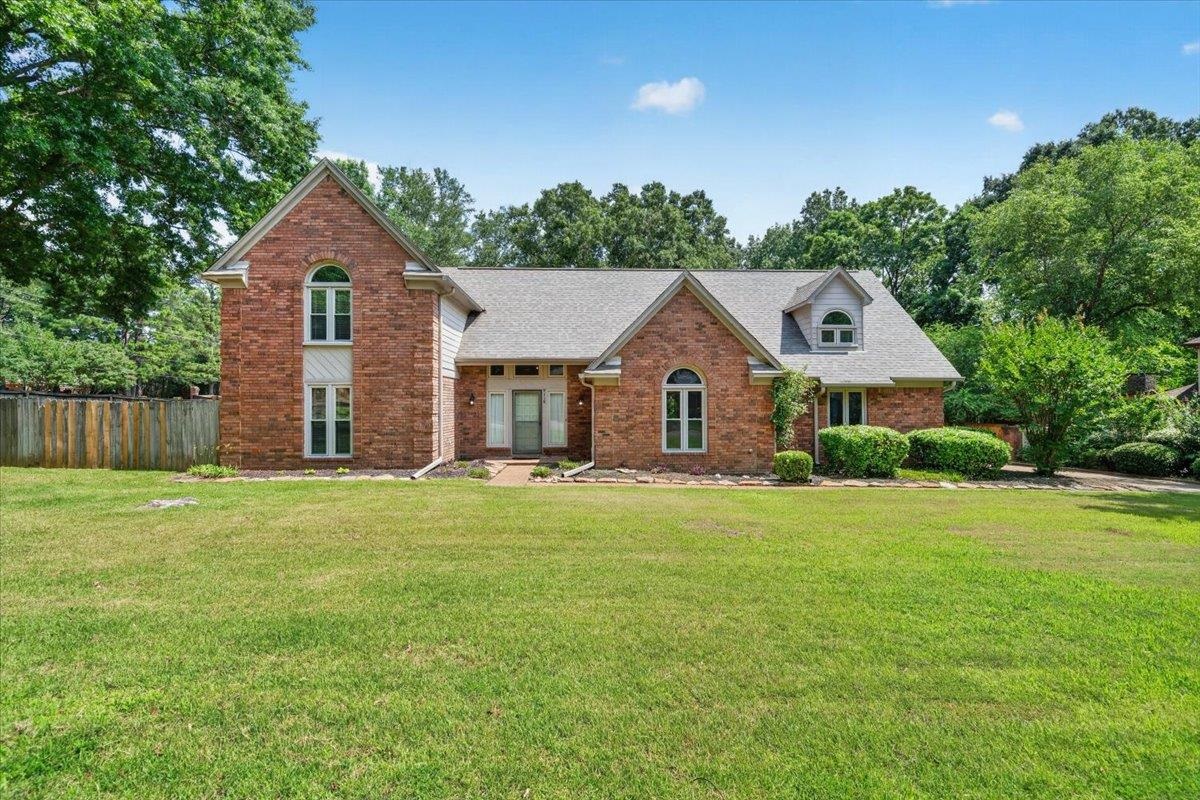9118 Fox Ridge Road Germantown, TN 38139 - Photo 2 of 39