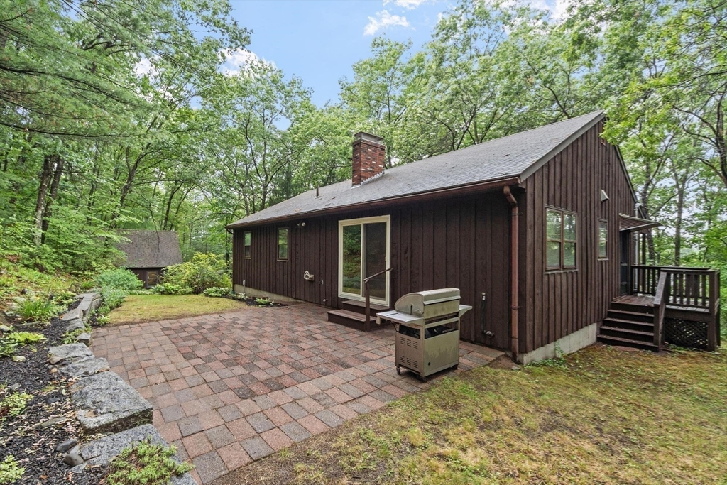 69 Lancaster Road Bolton, MA 01740 - Photo 20 of 31
