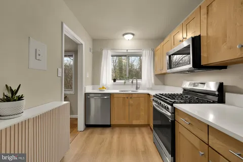 $245,000 | 10661 Weymouth Street, Unit 102, Bethesda, MD 20814