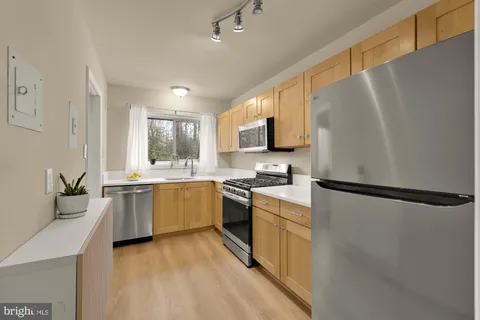$245,000 | 10661 Weymouth Street, Unit 102, Bethesda, MD 20814