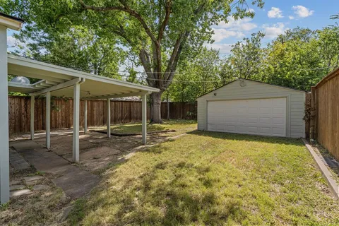 $310,000 | 2725 Wayside Avenue, Fort Worth, TX 76110