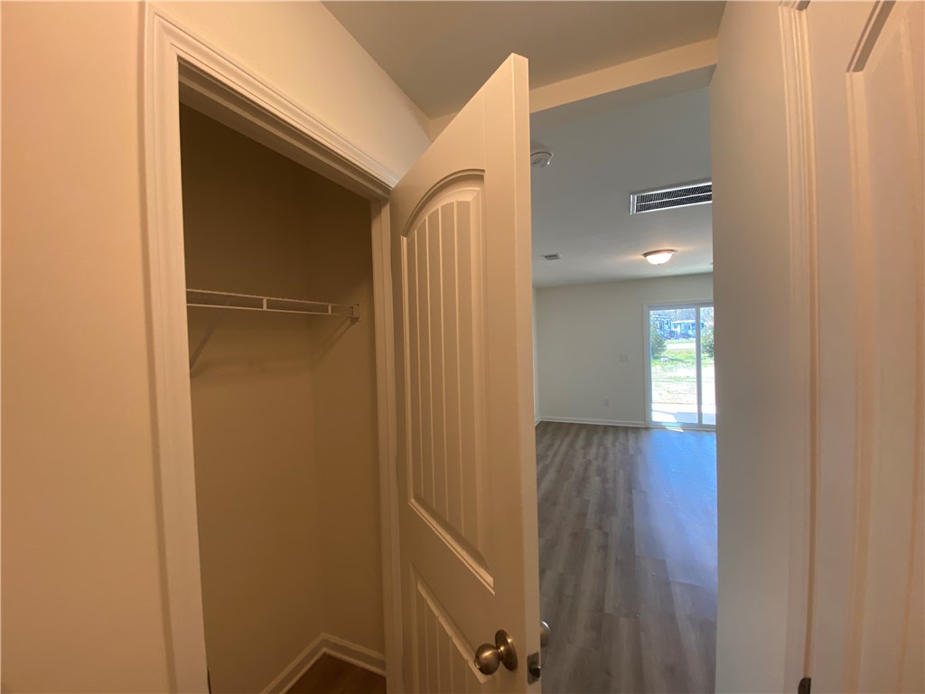 424 Seaborn Circle Pendleton, SC 29670 - Photo 4 of 33