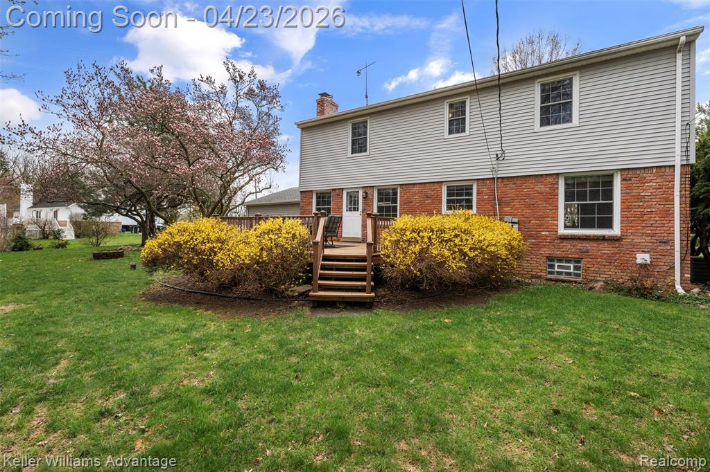 348 Willow Tree Lane Rochester, MI 48306 - Photo 45 of 56