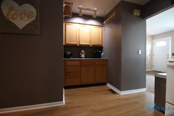 28403 Simmons Road Perrysburg, OH 43551 - Photo 14 of 26 Gallery Image 14