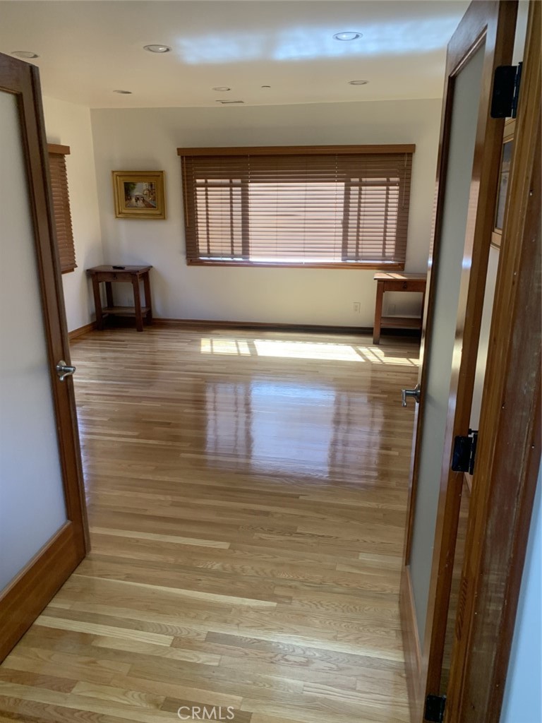1718 Cleveland Road Glendale, CA 91202 - Photo 64 of 75 Gallery Image 64