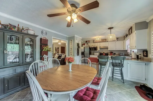 $474,900 | 6935 Hall Road, Greenbrier, TN 37073