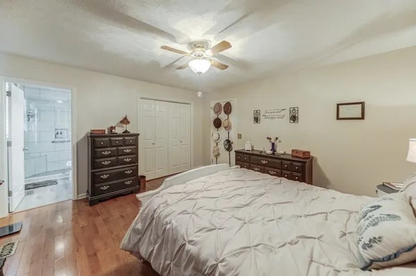 $474,900 | 6935 Hall Road, Greenbrier, TN 37073