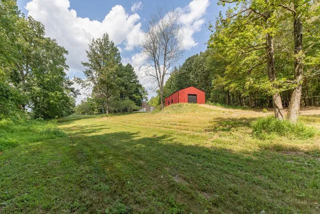 $424,900 | 812 Good Hope Road, Leoma, TN 38468