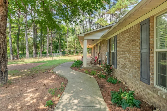 $424,900 | 812 Good Hope Road, Leoma, TN 38468