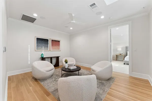 $3,999,000 | 7110 Robin Road, Dallas, TX 75209