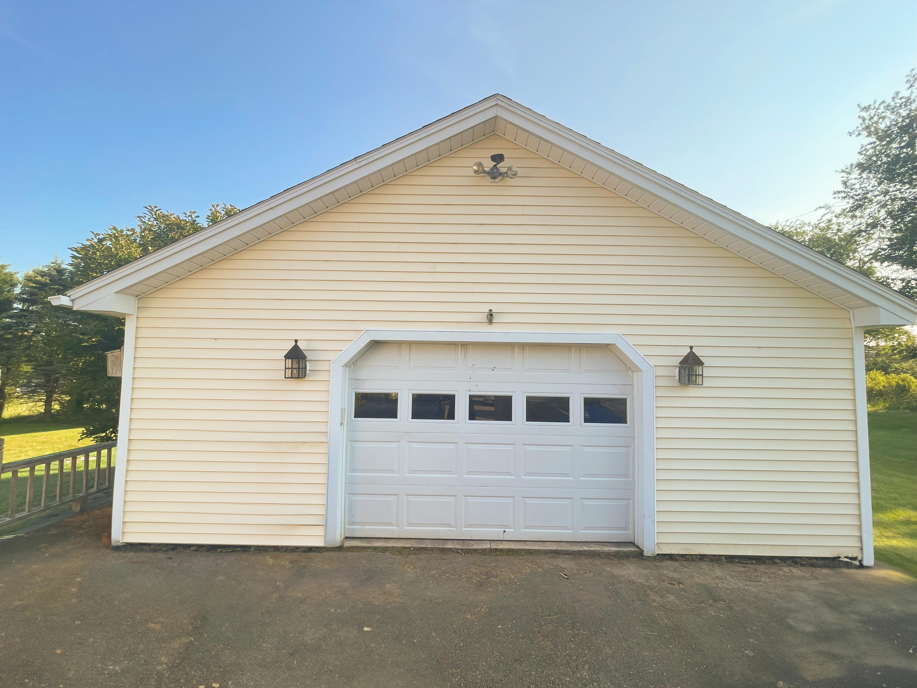 65 Erskine Road Windsor, ME 04363 - Photo 25 of 33 Garage