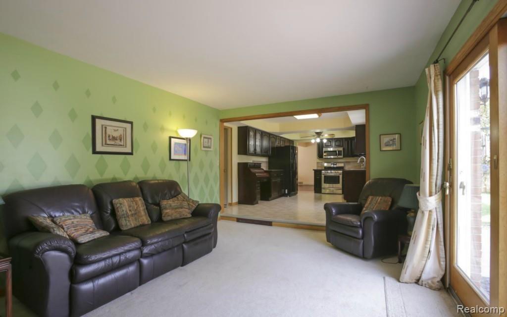 7310 Iron Gate Road Canton, MI 48187 - Photo 10 of 23