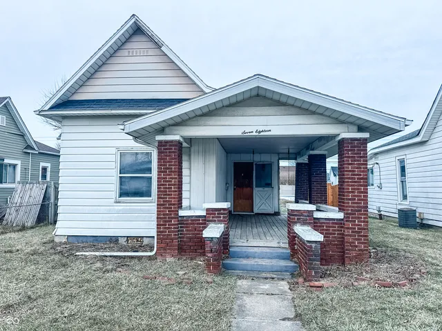 $135,000 | 718 Main Street, Elwood, IN 46036