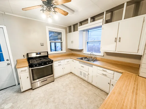$125,000 | 718 Main Street, Elwood, IN 46036
