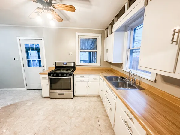 $125,000 | 718 Main Street, Elwood, IN 46036