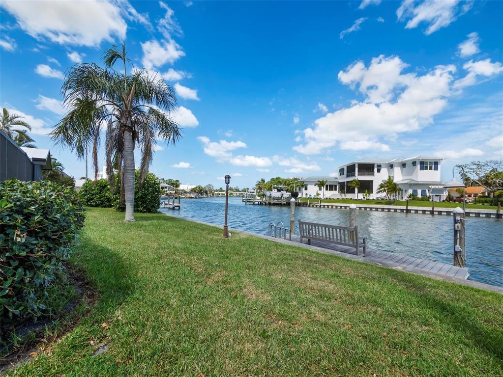 741 Old Compass Road Longboat Key, FL 34228 - Photo 38 of 51