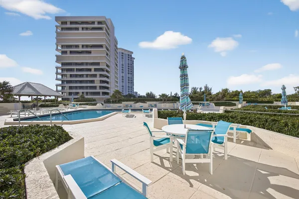 $3,500 | 5280 North Ocean Drive, Unit 14D, Riviera Beach, FL 33404