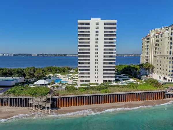 $3,500 | 5280 North Ocean Drive, Unit 14D, Riviera Beach, FL 33404