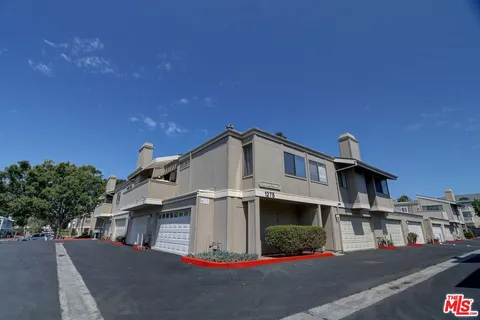 $559,000 | 1275 Seacliff Court, Unit 5, Ventura, CA 93003