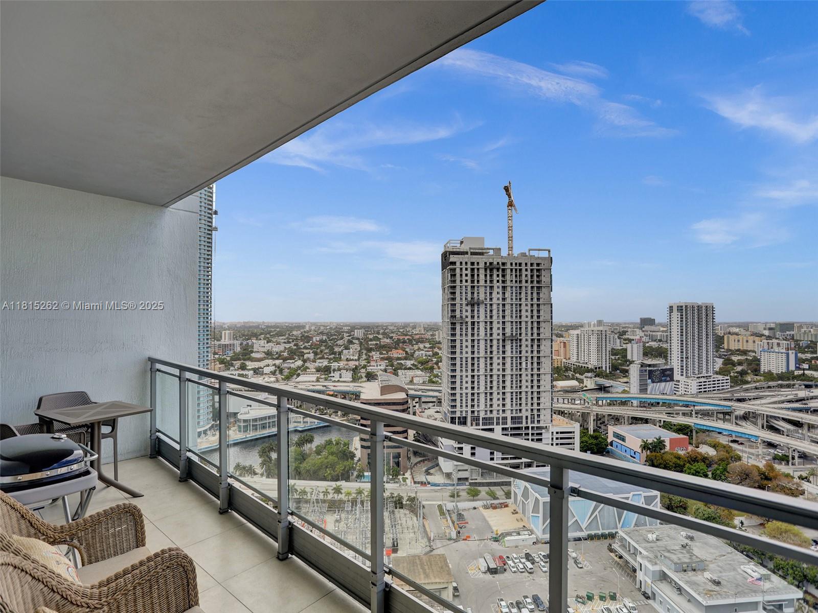 90 Southwest 3rd Street, Unit 2809 Miami, FL 33130 - Photo 32 of 67