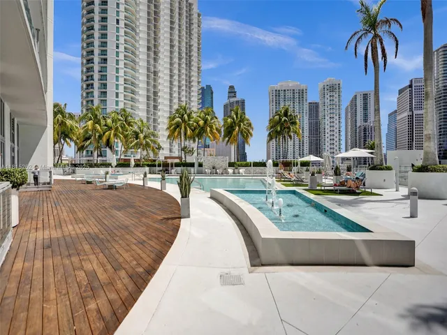 $3,850 | 90 Southwest 3rd Street, Unit 2809, Miami, FL 33130