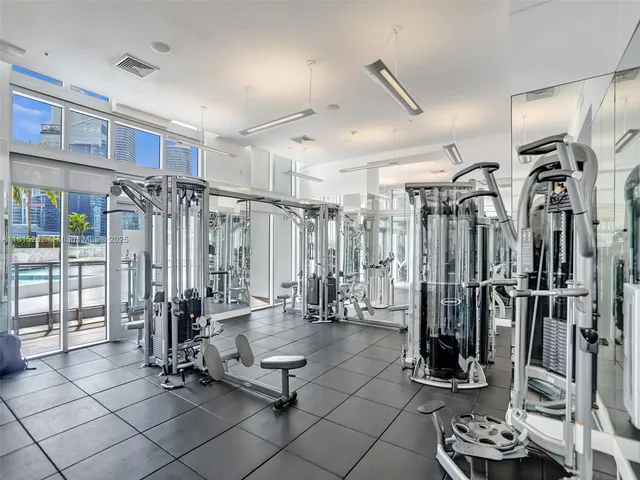 $3,850 | 90 Southwest 3rd Street, Unit 2809, Miami, FL 33130