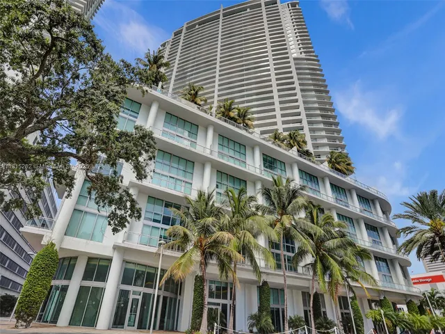 $3,850 | 90 Southwest 3rd Street, Unit 2809, Miami, FL 33130