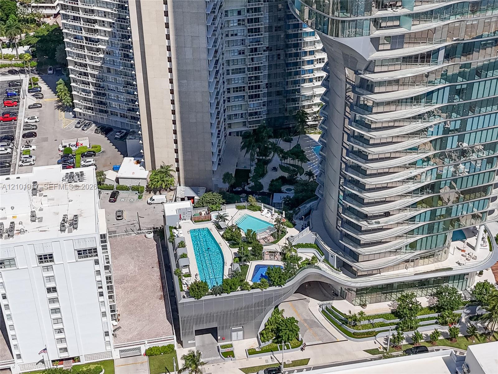 175 Southeast 25th Road, Unit 3002 Miami, FL 33129 - Photo 16 of 21 Gallery Image 16