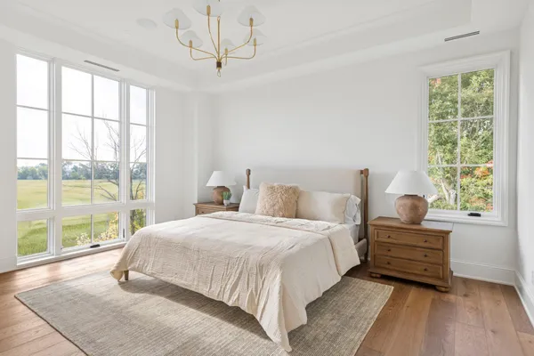 $1,895,000 | 2416 Commerce Boulevard, Unit A1, Mound, MN 55364