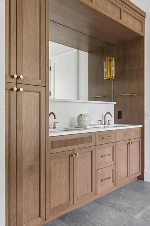 $1,895,000 | 2416 Commerce Boulevard, Unit A1, Mound, MN 55364