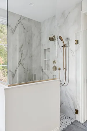 $1,895,000 | 2416 Commerce Boulevard, Unit A1, Mound, MN 55364