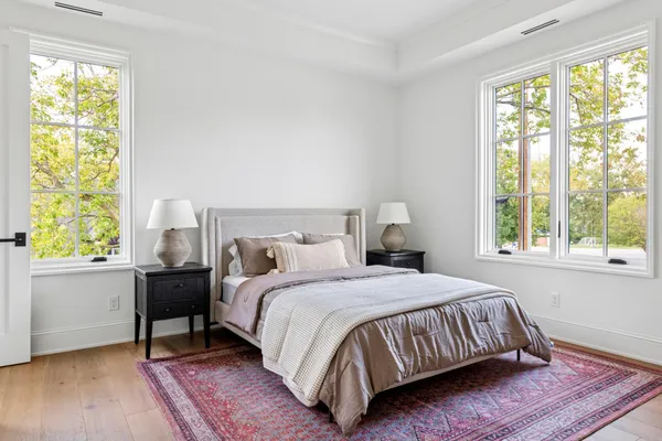 $1,895,000 | 2416 Commerce Boulevard, Unit A1, Mound, MN 55364