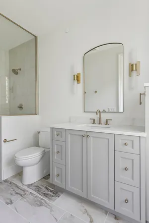 $1,895,000 | 2416 Commerce Boulevard, Unit A1, Mound, MN 55364