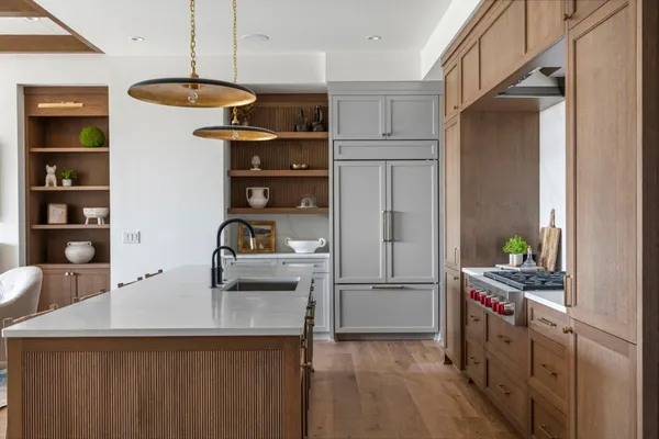 $1,895,000 | 2416 Commerce Boulevard, Unit A1, Mound, MN 55364