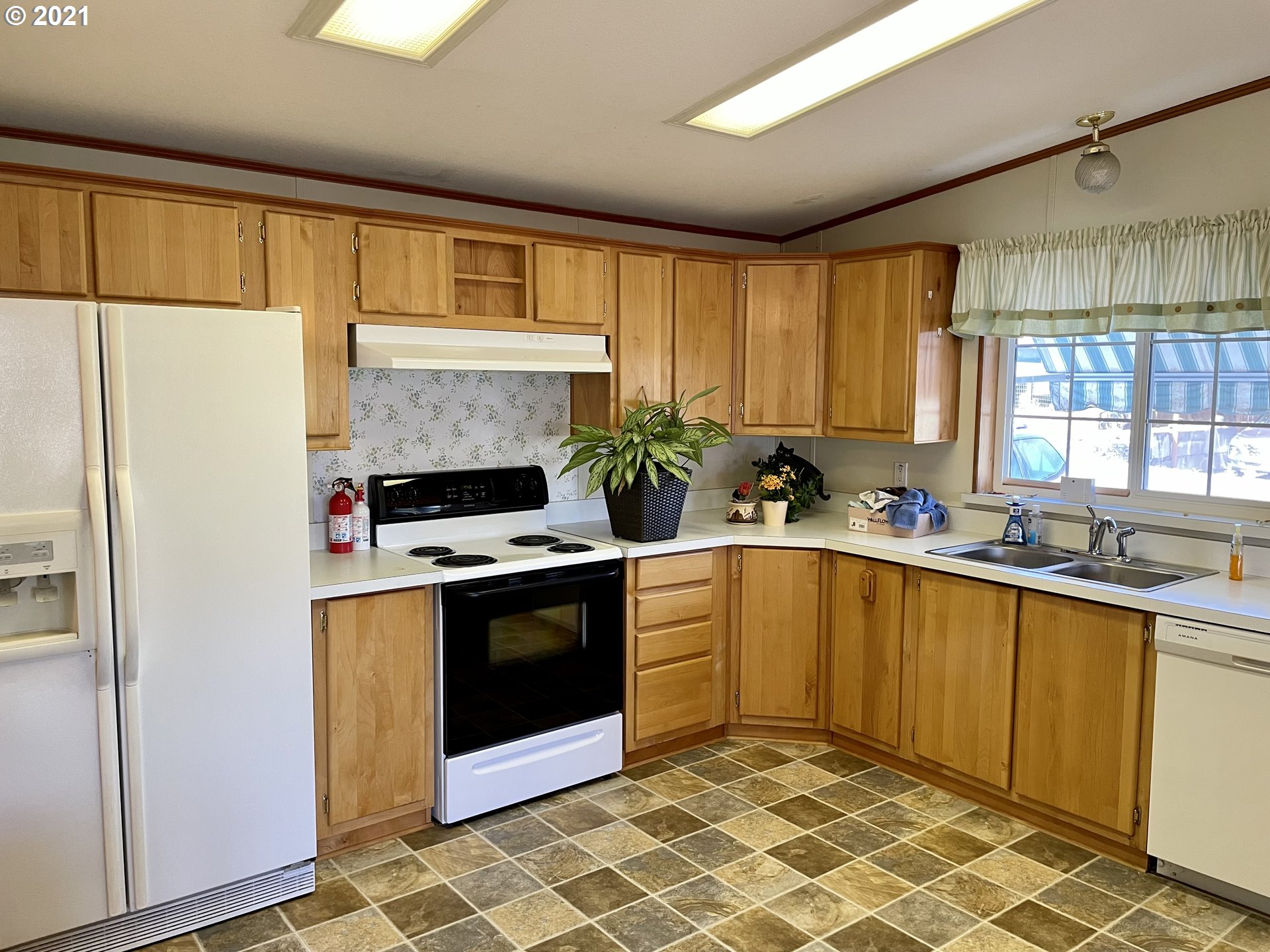 34720 Millard Road, Unit 7 Warren, OR 97053 - Photo 11 of 16 Gallery Image 11